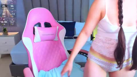 Snapshot of angelica_dymond chatting on October 9, 12:42 pm A N G E L I C A online show from October 9, 12:42 pm