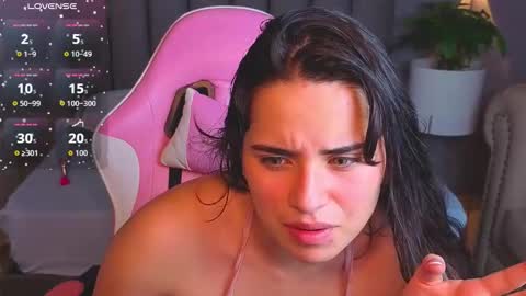 Snapshot of angelica_dymond chatting on September 25, 12:26 pm A N G E L I C A online show from September 25, 12:26 pm