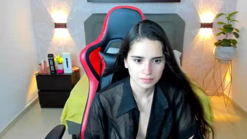 Snapshot of angelica_dymond chatting on February 5, 12:06 pm A N G E L I C A online show from February 5, 12:06 pm