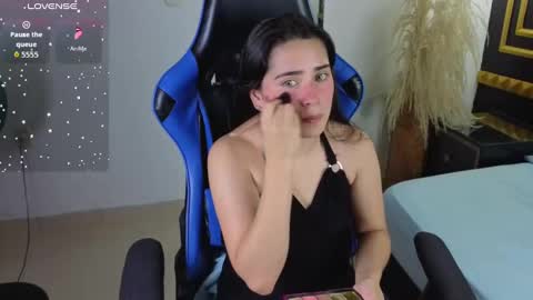 Snapshot of angelica_dymond chatting on October 4, 12:00 pm A N G E L I C A online show from October 4, 12:00 pm