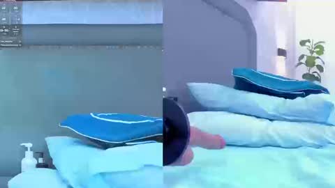 Snapshot of angelica_dymond chatting on September 13, 2:03 pm A N G E L I C A online show from September 13, 2:03 pm