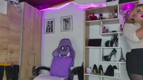 Angelica Sparks online show from June 30, 2:55 am