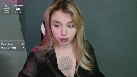 Snapshot of angelicablanch chatting on October 21, 8:57 pm angelicablanch online show from October 21, 8:57 pm