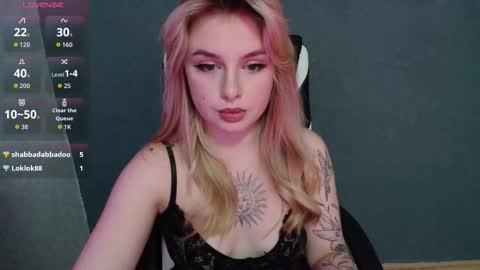 Snapshot of angelicablanch chatting on October 1, 8:58 pm angelicablanch online show from October 1, 8:58 pm