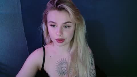angelicablanch online show from September 14, 8:18 pm