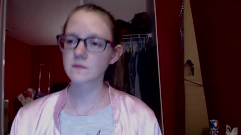 Snapshot of angelicangel3 chatting on March 4, 4:49 am AngelicAngel online show from March 4, 4:49 am