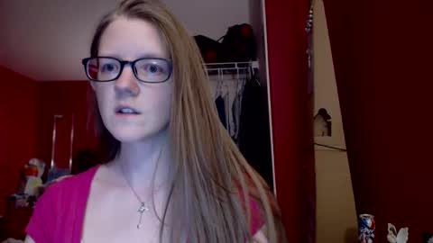 Snapshot of angelicangel3 chatting on February 17, 5:36 am AngelicAngel online show from February 17, 5:36 am