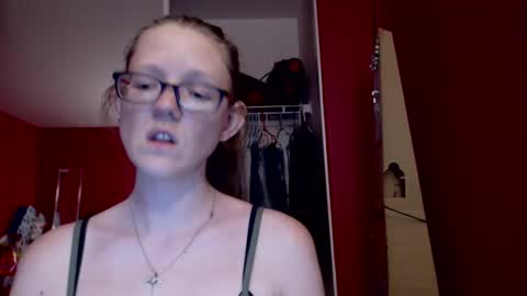 Snapshot of angelicangel3 chatting on September 15, 7:38 am AngelicAngel online show from September 15, 7:38 am