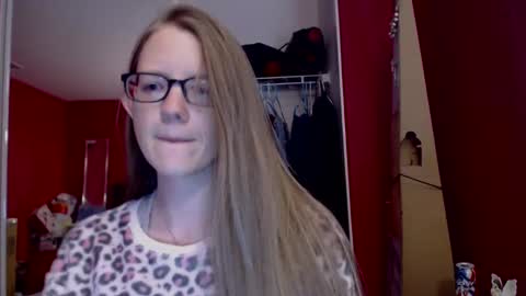 Snapshot of angelicangel3 chatting on March 7, 12:26 am AngelicAngel online show from March 7, 12:26 am