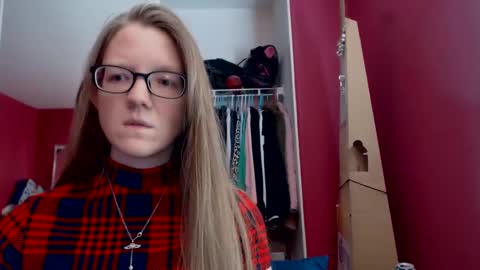 Snapshot of angelicangel3 chatting on October 3, 7:52 pm AngelicAngel online show from October 3, 7:52 pm