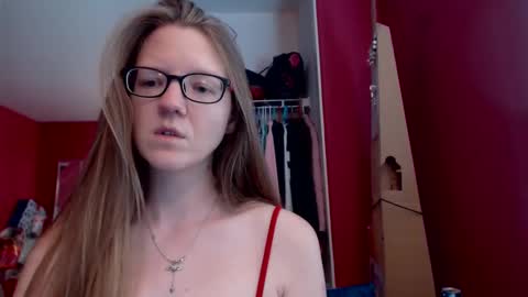 Snapshot of angelicangel3 chatting on October 8, 4:44 pm AngelicAngel online show from October 8, 4:44 pm