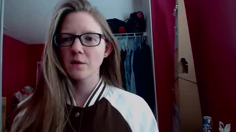 Snapshot of angelicangel3 chatting on March 4, 10:27 pm AngelicAngel online show from March 4, 10:27 pm