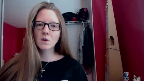 Snapshot of angelicangel3 chatting on February 11, 7:59 pm AngelicAngel online show from February 11, 7:59 pm