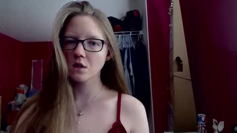 Snapshot of angelicangel3 chatting on February 23, 12:37 am AngelicAngel online show from February 23, 12:37 am