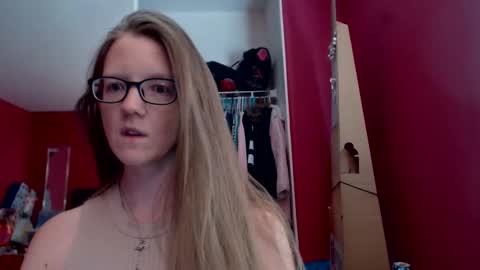 Snapshot of angelicangel3 chatting on October 30, 7:37 pm AngelicAngel online show from October 30, 7:37 pm