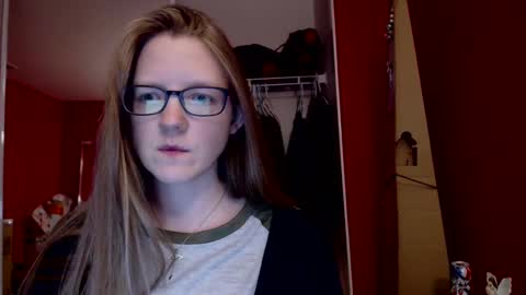 Snapshot of angelicangel3 chatting on March 9, 3:32 am AngelicAngel online show from March 9, 3:32 am