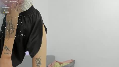 angeliccoldheart online show from January 11, 10:26 pm