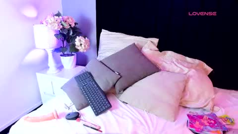 Angelique online show from October 29, 8:44 pm