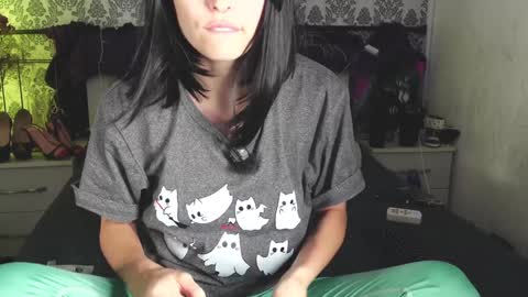 Snapshot of angelika_rouge chatting on October 26, 5:08 pm Angelika Rouge online show from October 26, 5:08 pm