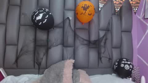 Snapshot of angelina_ny chatting on October 18, 1:58 pm ANGELINA online show from October 18, 1:58 pm