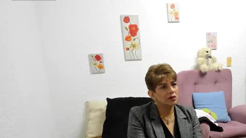 Snapshot of angelina_stone_65 chatting on October 8, 2:38 am Angelina online show from October 8, 2:38 am