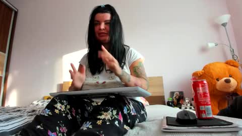 Snapshot of angelinacht chatting on February 26, 6:08 am Angelina online show from February 26, 6:08 am
