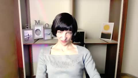 Snapshot of angelinalov_ chatting on September 29, 7:02 am Angelina online show from September 29, 7:02 am