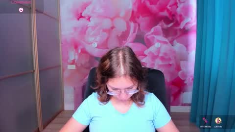 AngelinaLow online show from October 23, 11:27 am