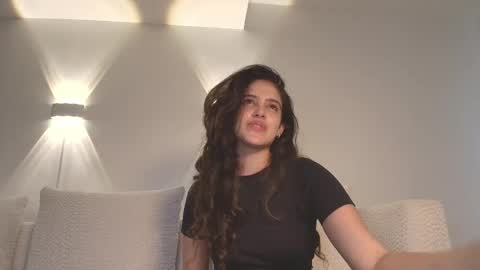   online show from March 6, 10:49 pm