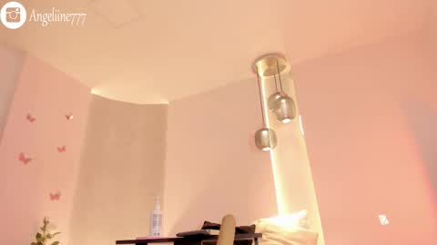 Snapshot of angeline777 chatting on October 19, 2:52 pm Angeline online show from October 19, 2:52 pm