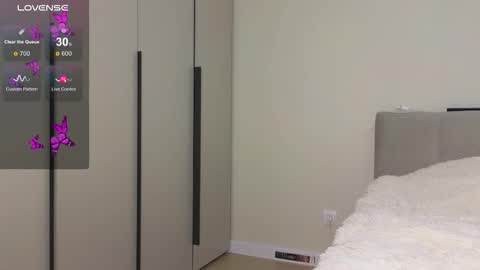 Angel online show from February 10, 3:53 am