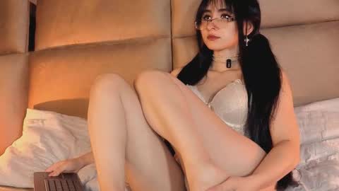 Snapshot of angelinepossy chatting on September 19, 10:20 pm angelinepossy online show from September 19, 10:20 pm