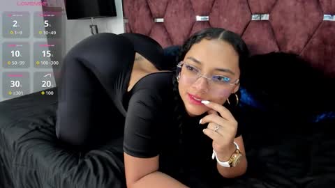 A F R O D I T A online show from November 8, 12:21 pm