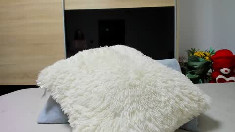 Snapshot of angell6969 chatting on October 31, 5:31 am KrystyYo online show from October 31, 5:31 am