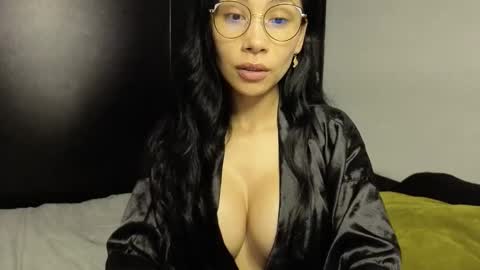 Snapshot of angellaisabella chatting on October 27, 12:22 pm ANGELA ISABELLA online show from October 27, 12:22 pm