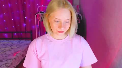 Cutie online show from March 8, 12:20 pm