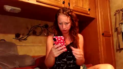 angellove8606 online show from February 16, 1:38 am