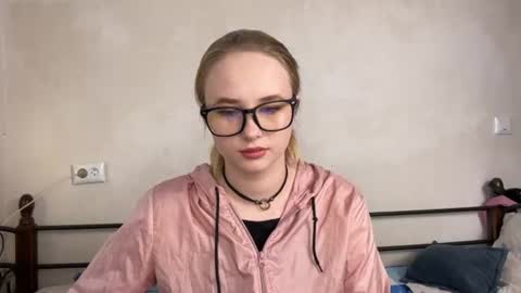 Emma online show from July 10, 7:20 am