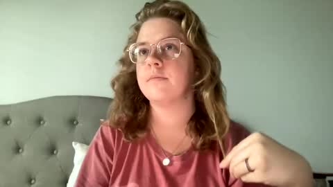 Snapshot of angeloflight273360 chatting on February 6, 2:15 pm Angel of Light online show from February 6, 2:15 pm
