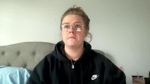 Snapshot of angeloflight273360 chatting on January 31, 3:11 pm Angel of Light online show from January 31, 3:11 pm