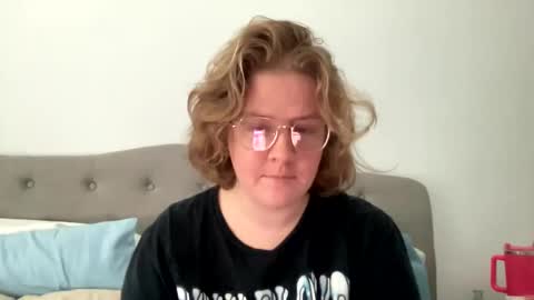 Snapshot of angeloflight273360 chatting on March 5, 5:29 pm Angel of Light online show from March 5, 5:29 pm