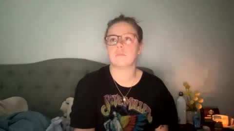 Snapshot of angeloflight273360 chatting on December 16, 1:22 pm Angel of Light online show from December 16, 1:22 pm