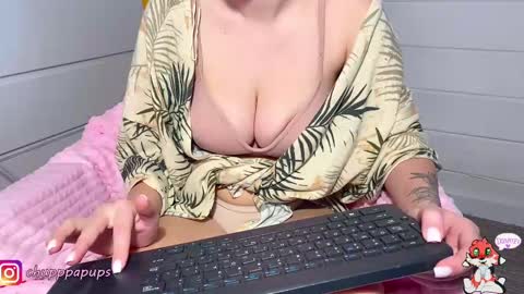 My name is Ena. You will make me very happy if you subscribe. Love you  online show from February 23, 7:06 am
