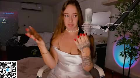 Angel online show from September 24, 9:25 pm