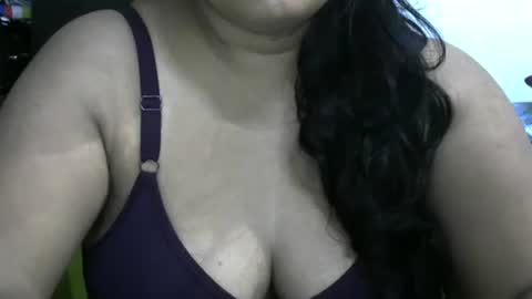 Snapshot of angelpriya555 chatting on October 7, 7:40 pm angelpriya555 online show from October 7, 7:40 pm
