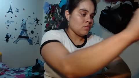 Snapshot of angelsexhotlatin chatting on September 12, 1:39 am angelsexhotlatin online show from September 12, 1:39 am