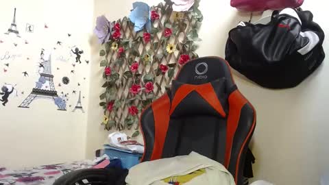 Snapshot of angelsexhotlatin chatting on October 18, 4:21 pm angelsexhotlatin online show from October 18, 4:21 pm