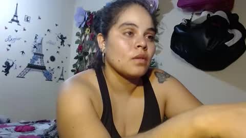 Snapshot of angelsexhotlatin chatting on September 17, 1:36 am angelsexhotlatin online show from September 17, 1:36 am