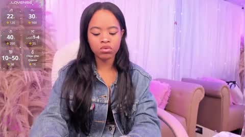 Snapshot of angelsmia_ chatting on September 26, 5:05 am MIA available content ask online show from September 26, 5:05 am