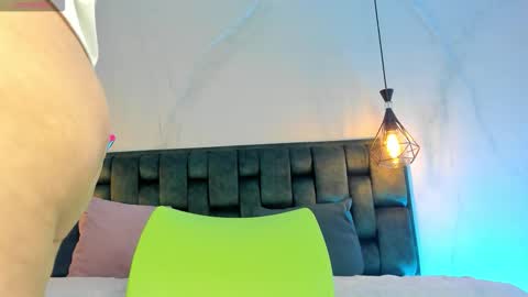 Snapshot of angelswets chatting on October 26, 5:19 pm ANGIE online show from October 26, 5:19 pm